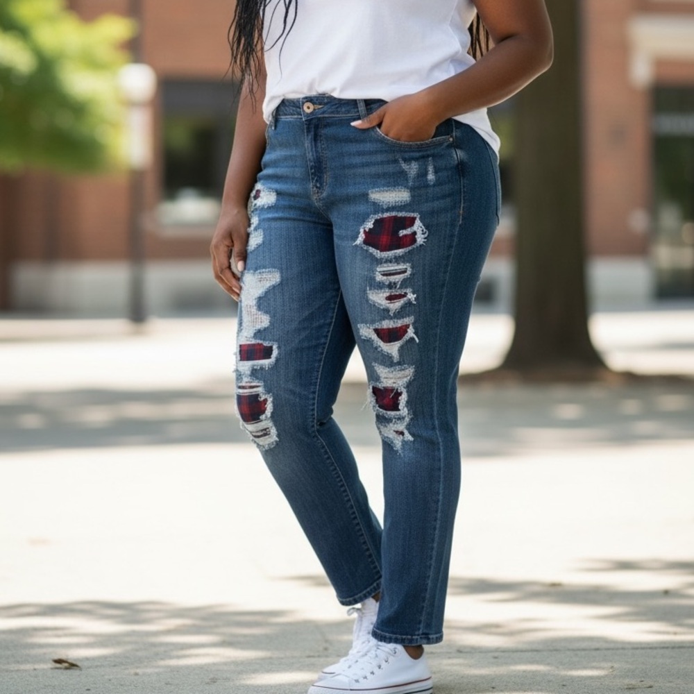 TORRID (20R) Premium Boyfriend Jeans Dark Wash Plaid Destruction Mid-Rise - Picture 13 of 13